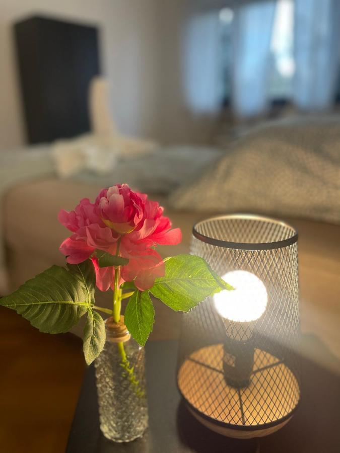 Comfortable Shared Apartment With Private Room In Весселинг Экстерьер фото