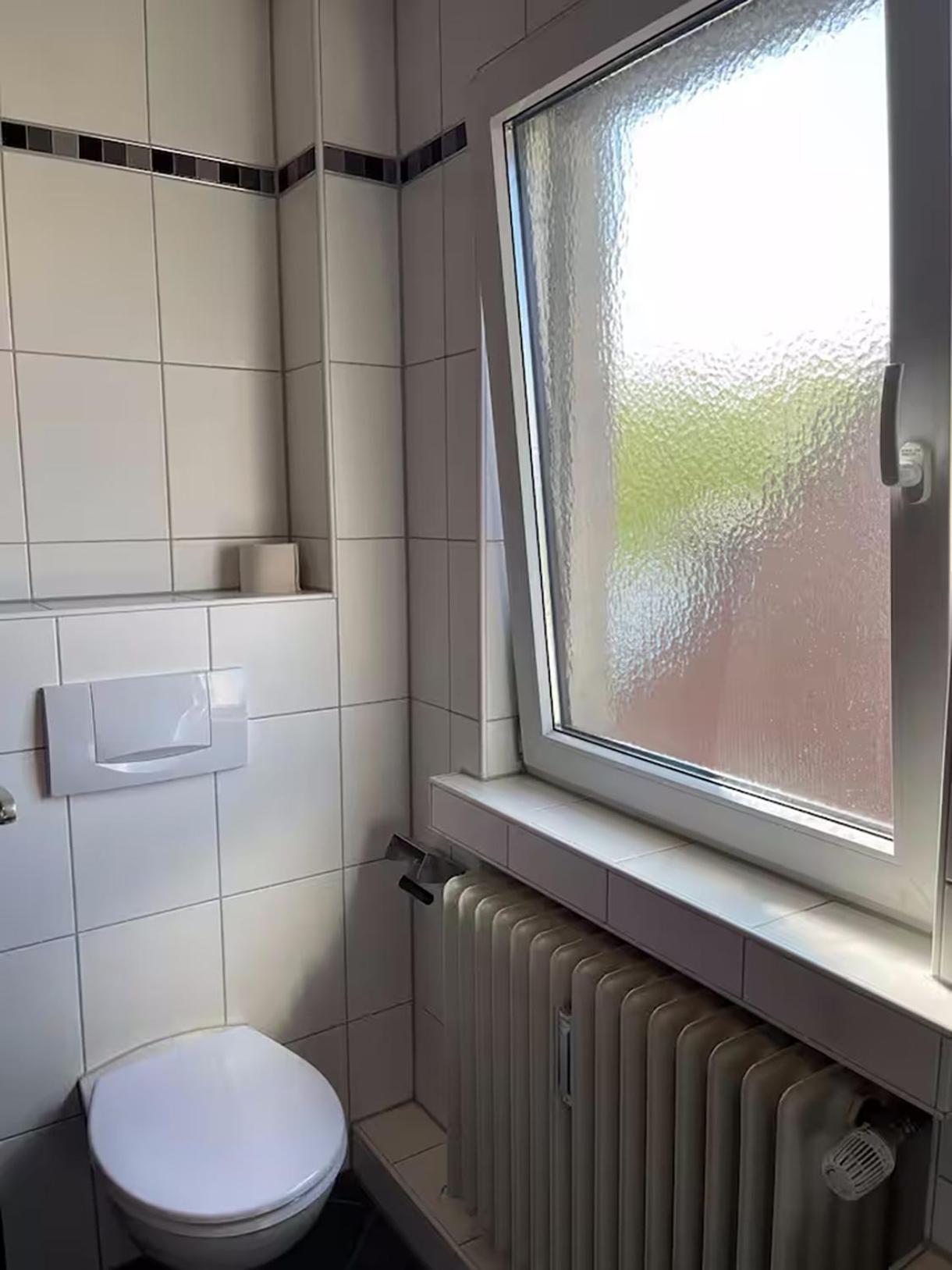 Comfortable Shared Apartment With Private Room In Весселинг Экстерьер фото